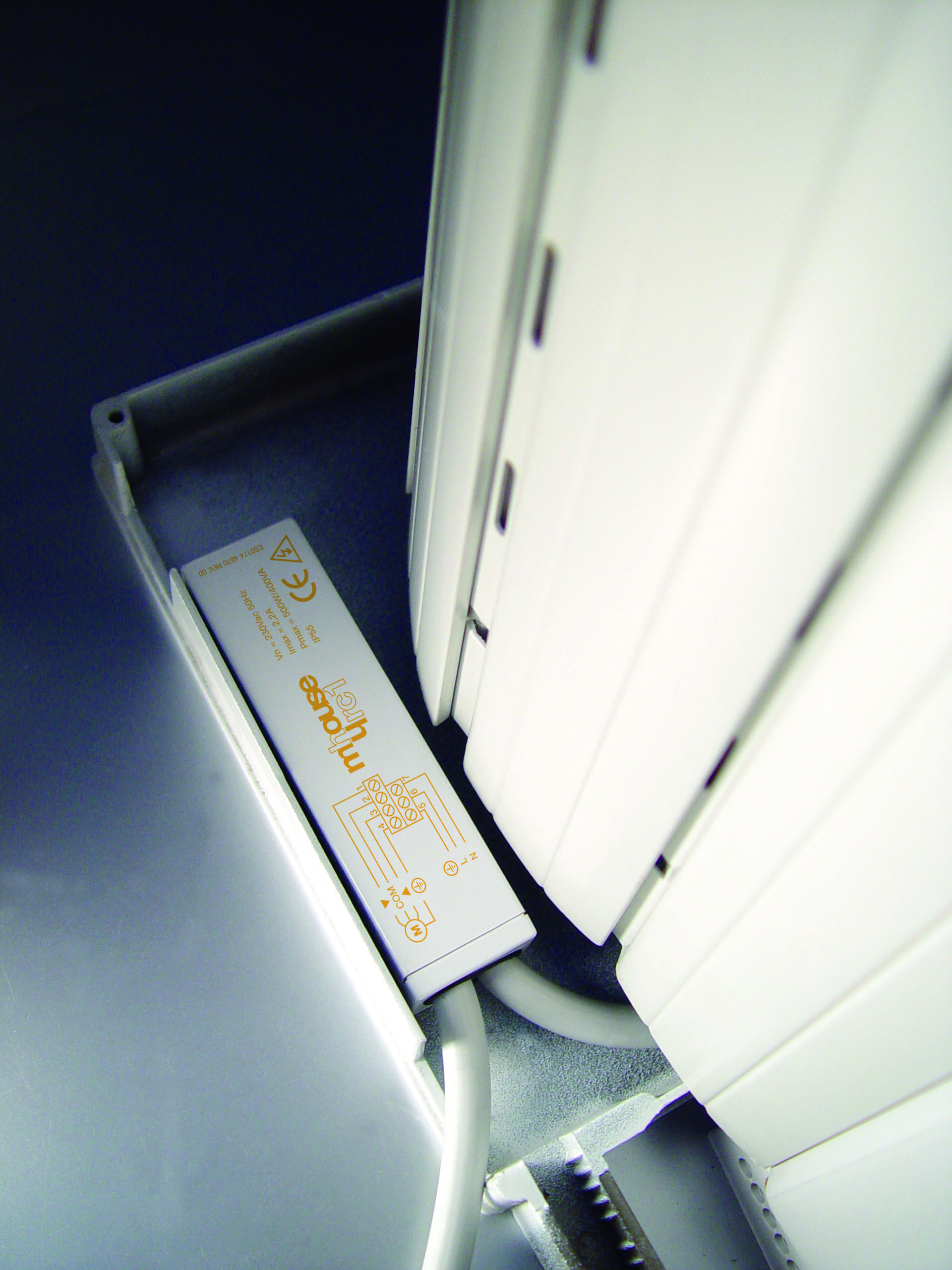 h_app0077oa_rt3_______ Roller Shutter Garage Door