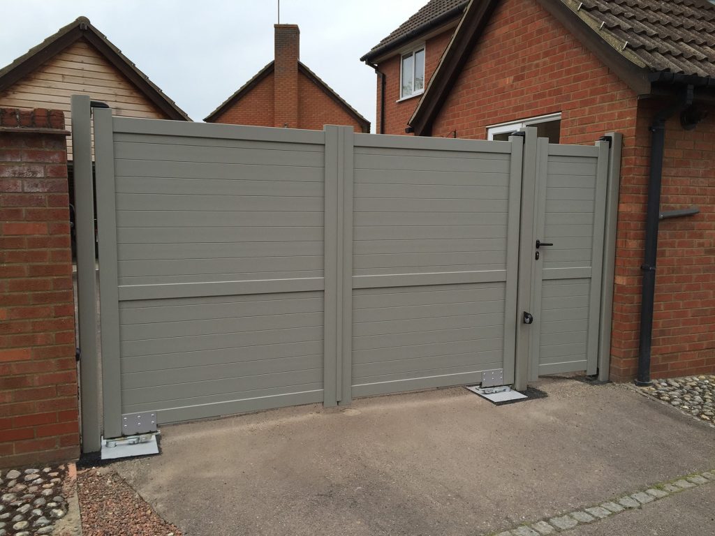 Smart & Secure Aluminium Gate